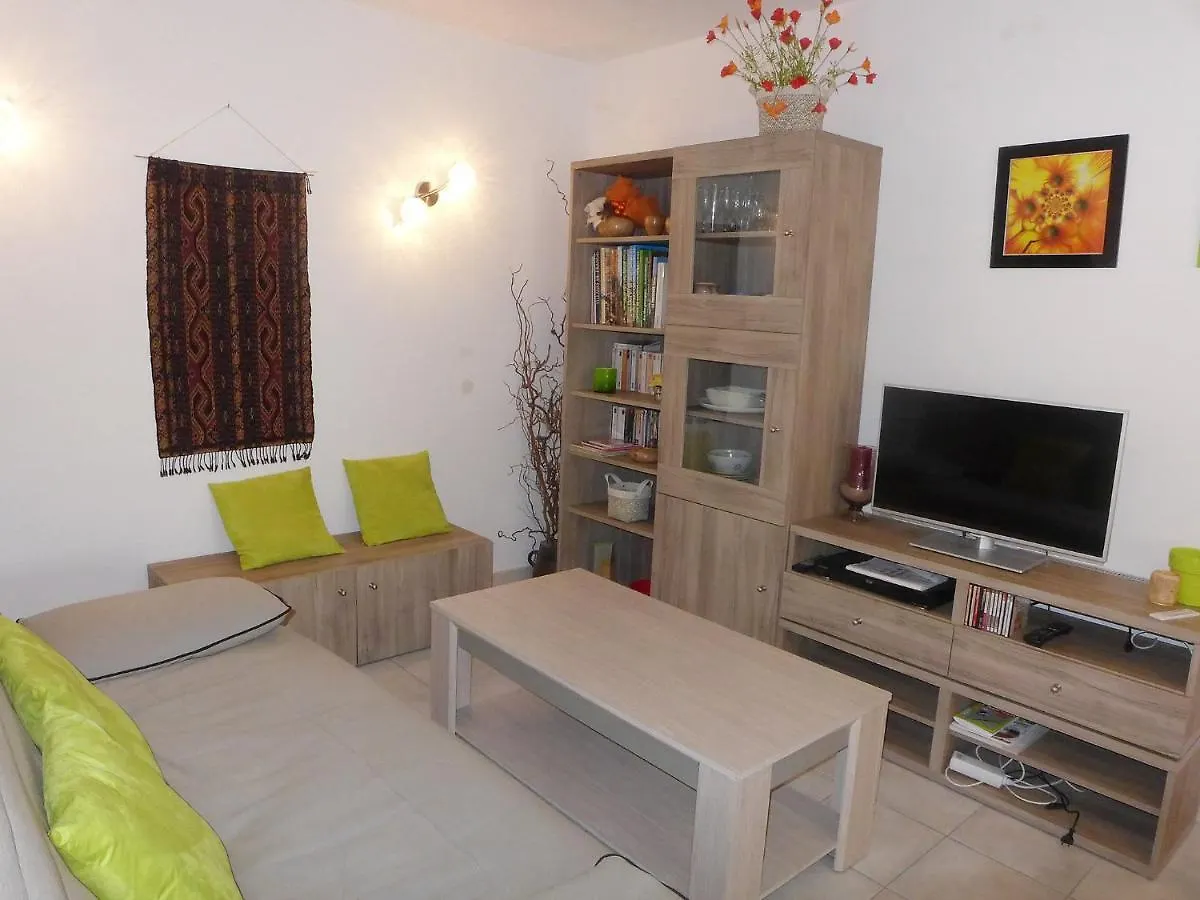 Apartment Le Madrilene By Interhome Saint-Cyr-sur-Mer